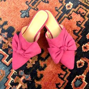 🎀a new day🎀 Target Pink Bow Point Toe Mule Flats